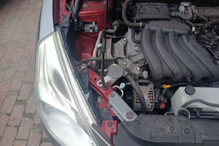 Used Nissan Tiida 2011 1.6L CVT Comfort Model Engine Bay Right