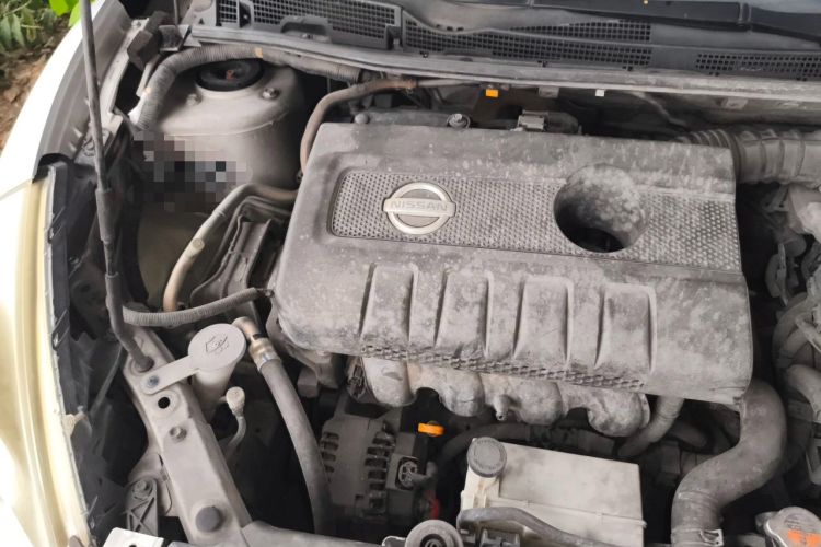 Used Nissan Tiida 2011 1.6L CVT Smart Version Engine Bay Right