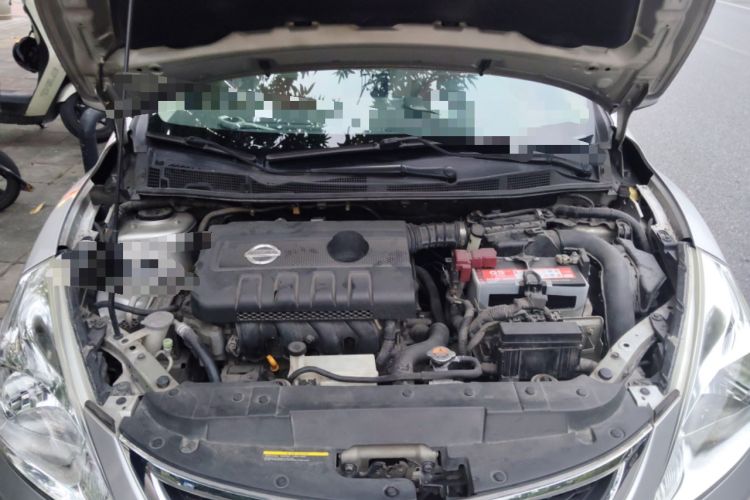 Used Nissan Tiida 2011 1.6L CVT Smart Version Engine Bay