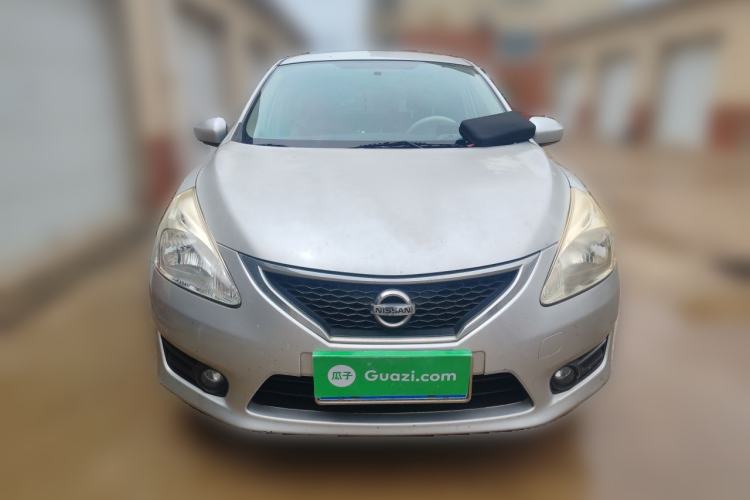 Used Nissan Tiida 2011 1.6L Manual Smart Version Front