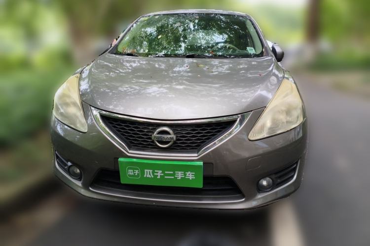 Used Nissan Tiida 2011 1.6L Manual Smart Version Front