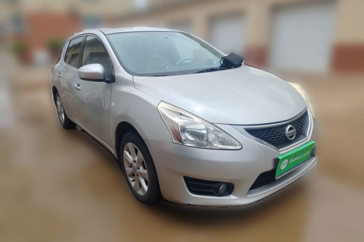 Used Nissan Tiida 2011 1.6L Manual Smart Version Front Right 45 Deg