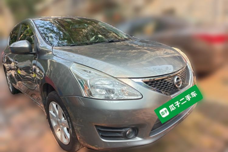 Used Nissan Tiida 2011 1.6L CVT Smart Version Front Right 45 Deg