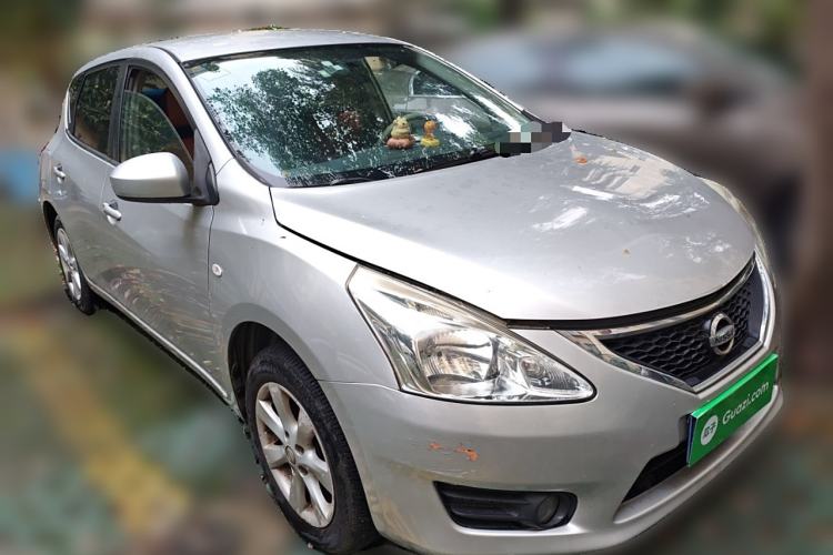 Used Nissan Tiida 2011 1.6L Manual Comfort Edition Front Right 45 Deg