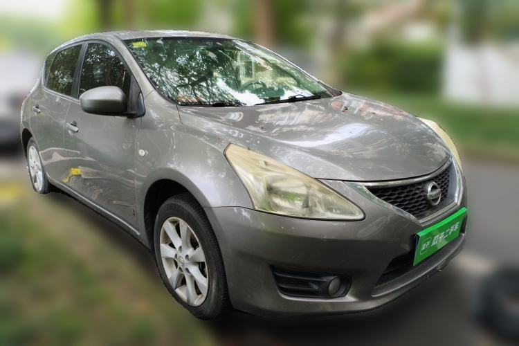 Used Nissan Tiida 2011 1.6L Manual Smart Version Front Right 45 Deg