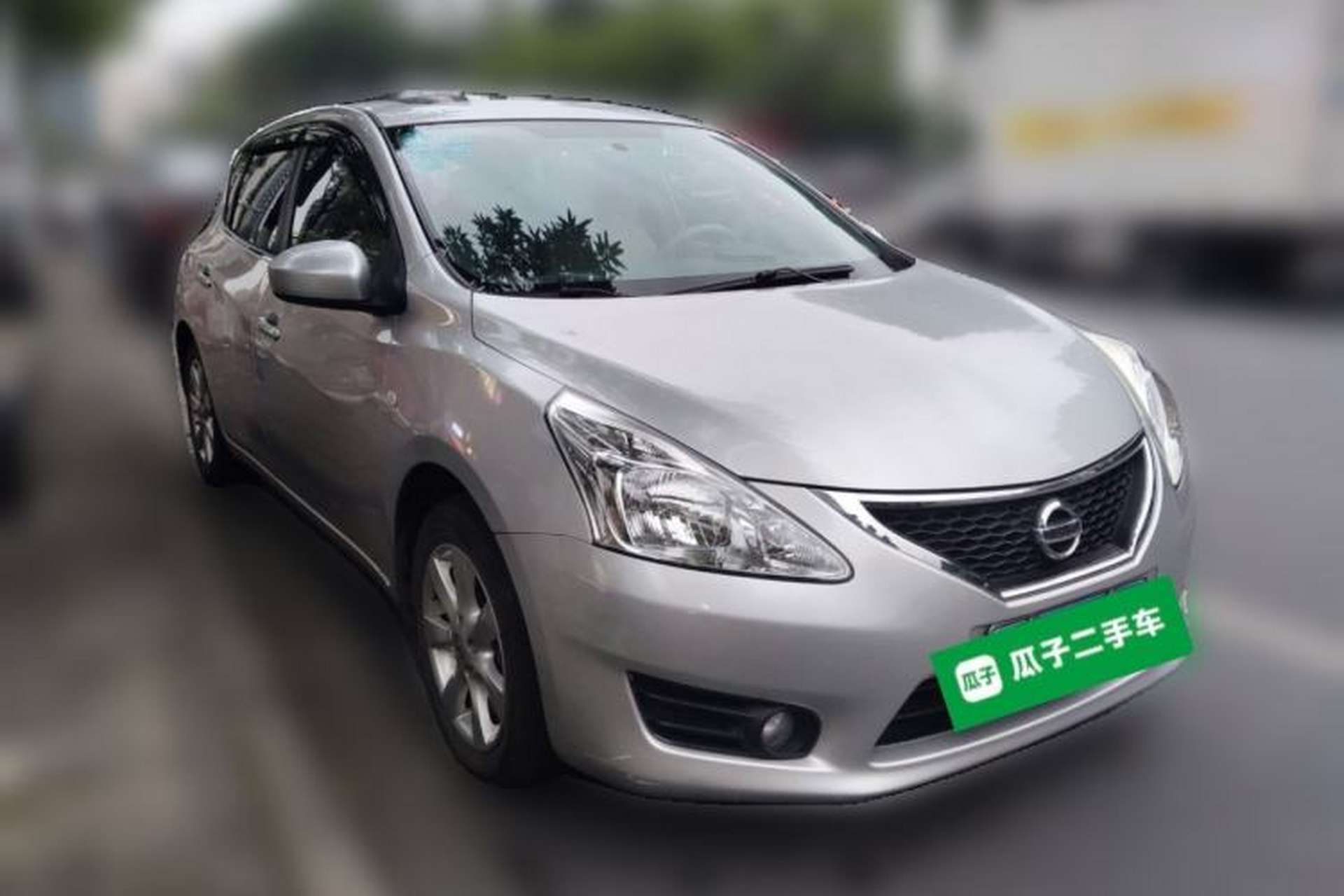 Used Nissan Tiida 2011 1.6L CVT Smart Version Front Right 45 Deg