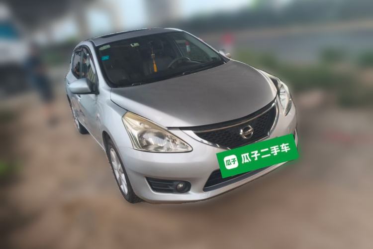 Used Nissan Tiida 2011 1.6L CVT Smart Version Front Right 45 Deg