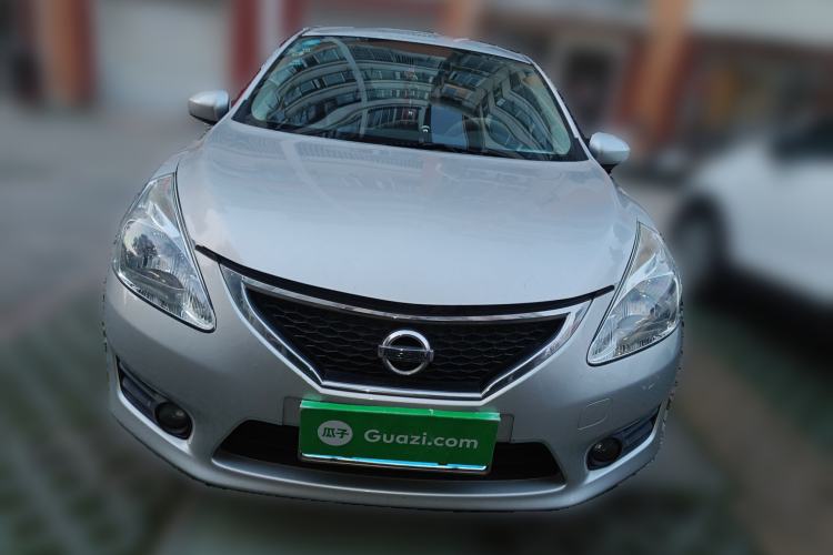 Used Nissan Tiida 2011 1.6L Manual Comfort Edition Front