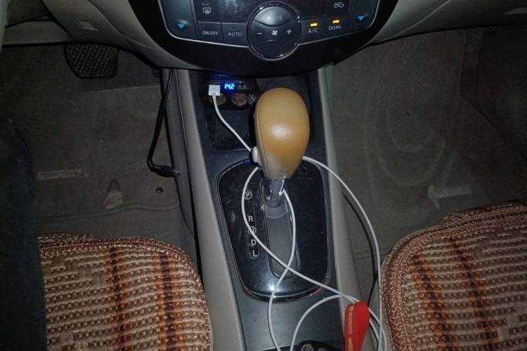Used Nissan Tiida 2011 1.6L CVT Smart Version Gear Lever