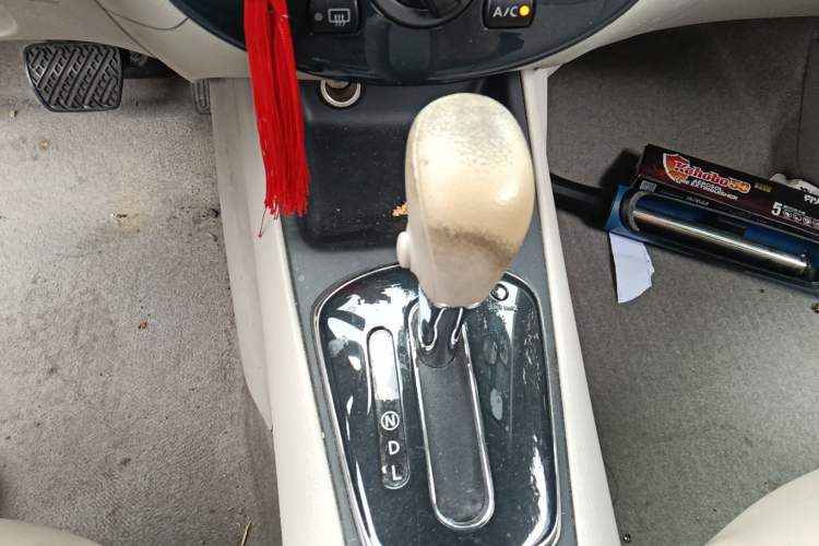 Used Nissan Tiida 2011 1.6L CVT Comfort Model Gear Lever