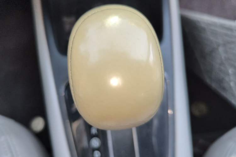 Used Nissan Tiida 2011 1.6L CVT Comfort Model Gear Lever