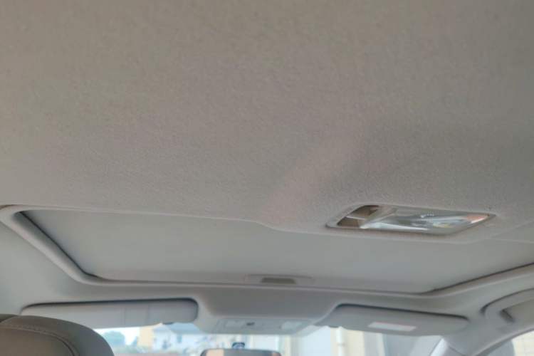 Used Nissan Tiida 2011 1.6L Manual Smart Version Headliner
