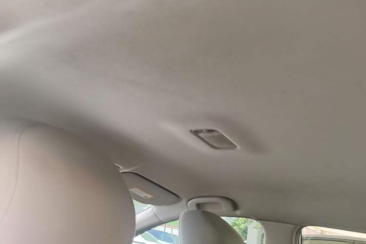 Used Nissan Tiida 2011 1.6L CVT Comfort Model Headliner