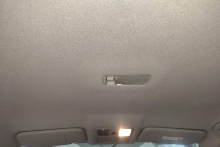 Used Nissan Tiida 2011 1.6L CVT Comfort Model Headliner
