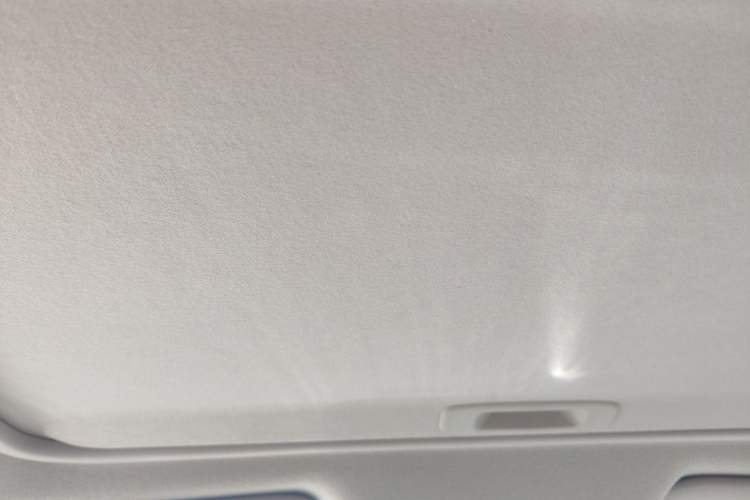 Used Nissan Tiida 2011 1.6L CVT Luxury Edition Headliner