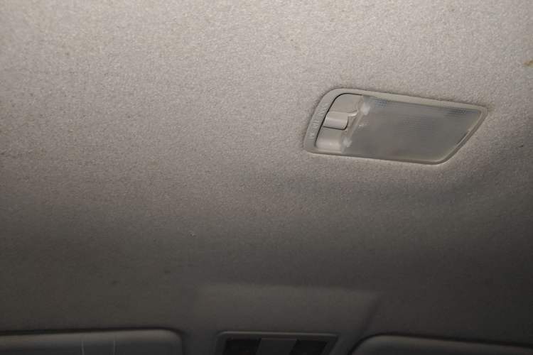 Used Nissan Tiida 2011 1.6L Manual Comfort Edition Headliner