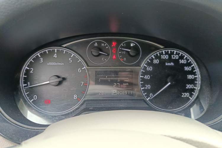 Used Nissan Tiida 2011 1.6L CVT Comfort Model Instrument Cluster