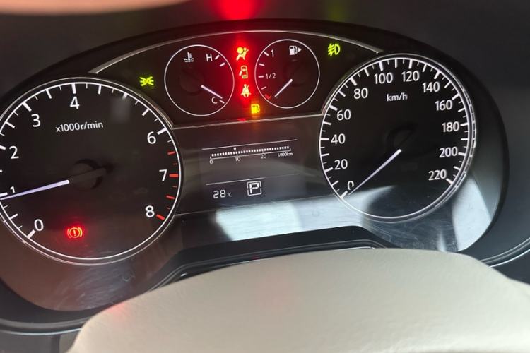 Used Nissan Tiida 2011 1.6L CVT Smart Version Instrument Cluster