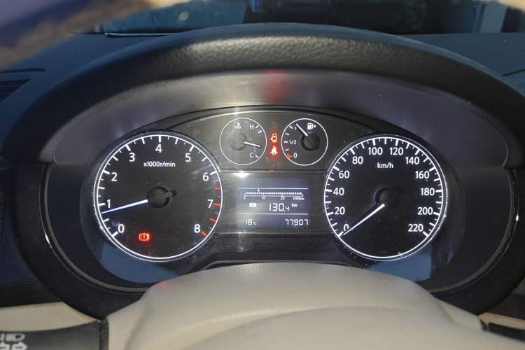 Used Nissan Tiida 2011 1.6L Manual Comfort Edition Instrument Cluster