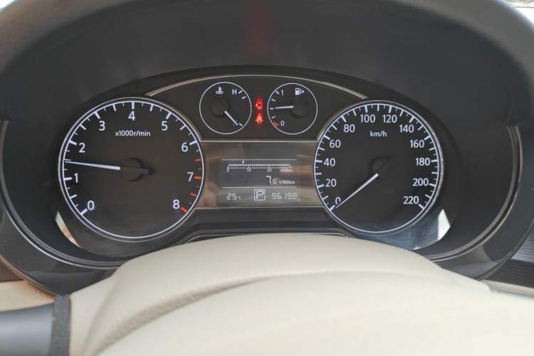 Used Nissan Tiida 2011 1.6L CVT Comfort Model Instrument Cluster