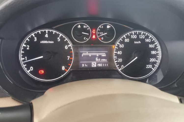Used Nissan Tiida 2011 1.6L CVT Smart Version Instrument Cluster