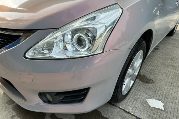 Used Nissan Tiida 2011 1.6L CVT Smart Version Left Front Headlight