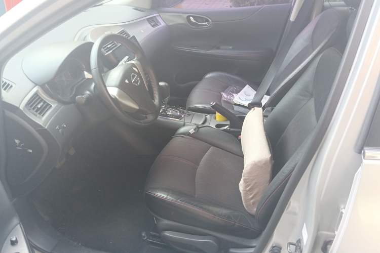 Used Nissan Tiida 2011 1.6T M-CVT Dynamic Edition Left Front Seat