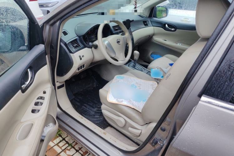 Used Nissan Tiida 2011 1.6L CVT Smart Version Left Front Seat