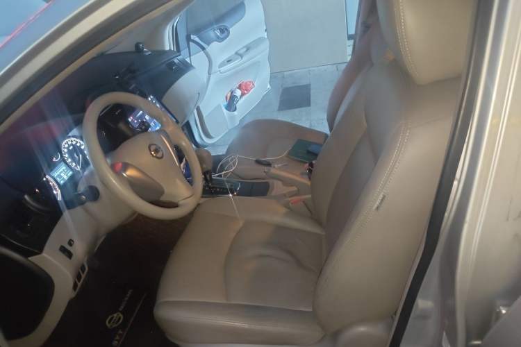 Used Nissan Tiida 2011 1.6L CVT Smart Version Left Front Seat