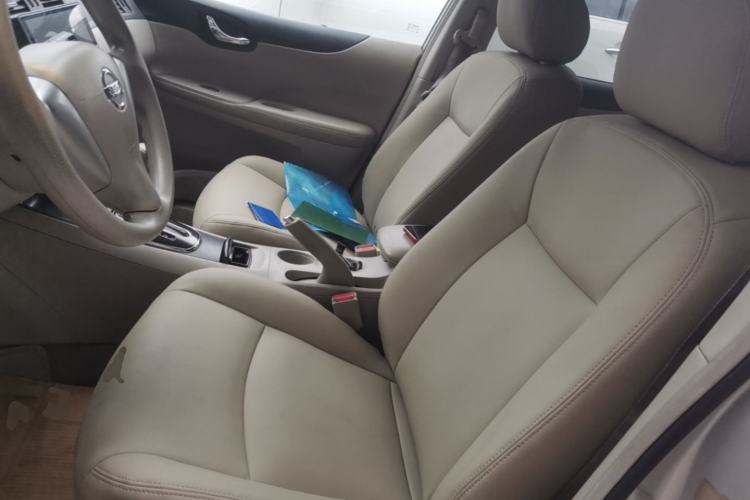 Used Nissan Tiida 2011 1.6L CVT Smart Version Left Front Seat