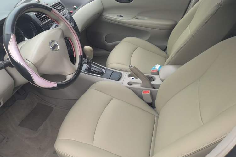 Used Nissan Tiida 2011 1.6L CVT Smart Version Left Front Seat