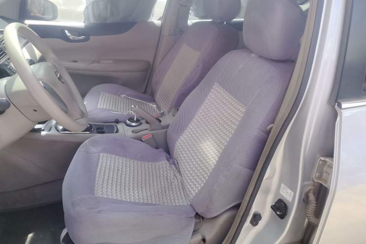 Used Nissan Tiida 2011 1.6L CVT Smart Version Left Front Seat