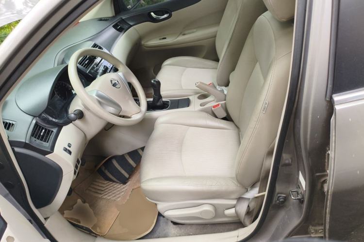 Used Nissan Tiida 2011 1.6L Manual Smart Version Left Front Seat