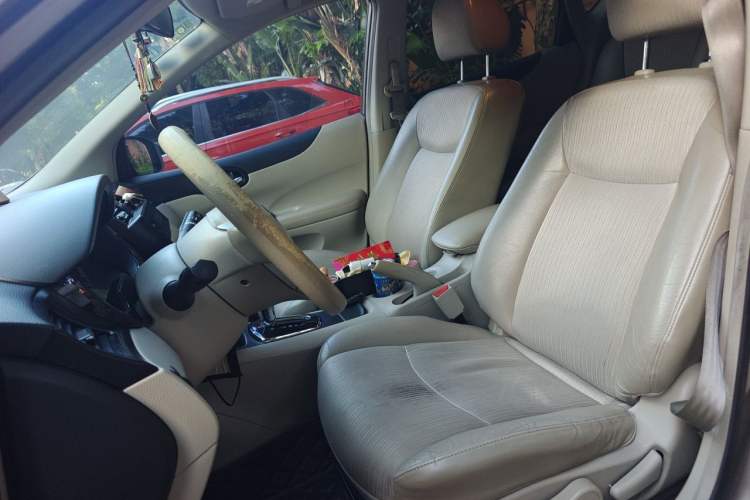 Used Nissan Tiida 2011 1.6L CVT Smart Version Left Front Seat