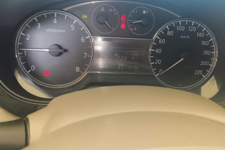 Used Nissan Tiida 2011 1.6L CVT Comfort Model Odometer Close Up
