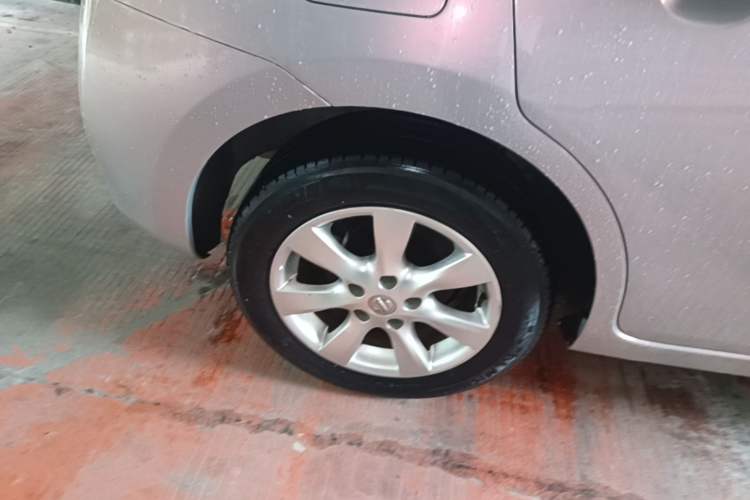 Used Nissan Tiida 2011 1.6L CVT Smart Version Right Rear Wheel Hub