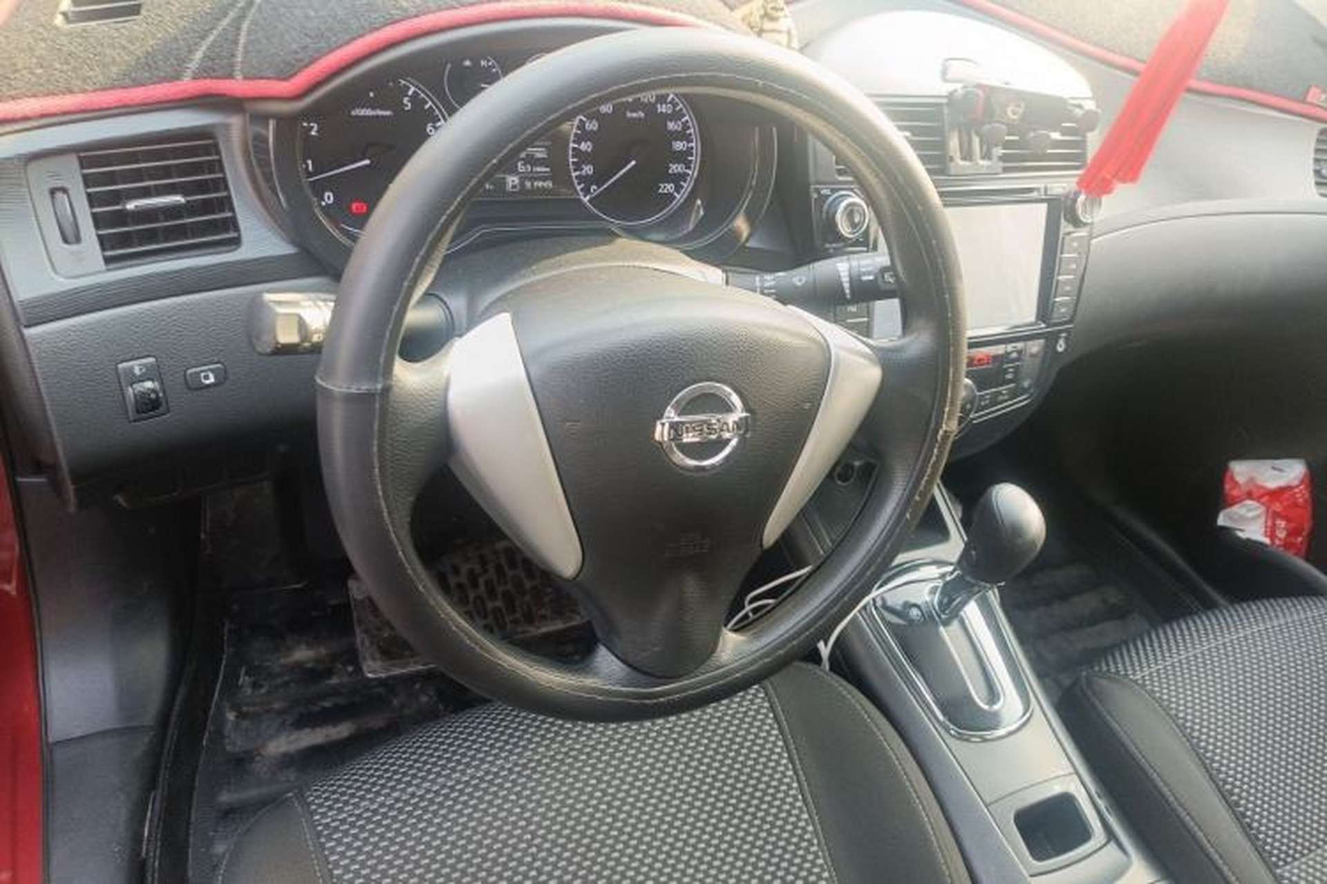 Used Nissan Tiida 2011 1.6L CVT Smart Version Steering Wheel
