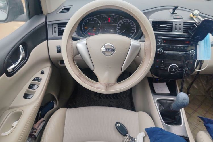 Used Nissan Tiida 2011 1.6L Manual Smart Version Steering Wheel