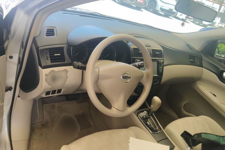 Used Nissan Tiida 2011 1.6L CVT Comfort Model Steering Wheel