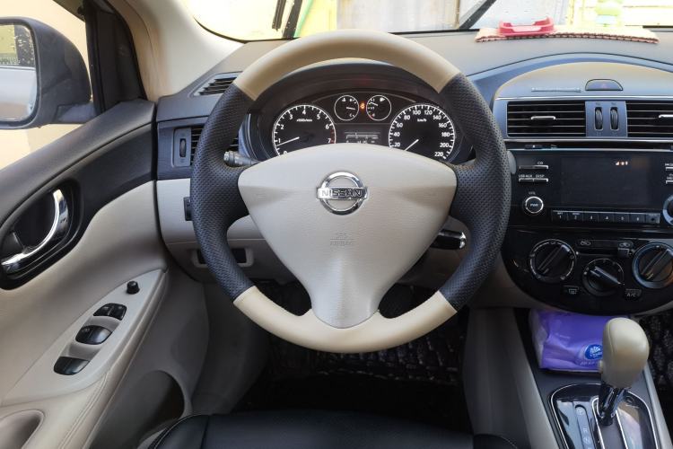 Used Nissan Tiida 2011 1.6L CVT Comfort Model Steering Wheel