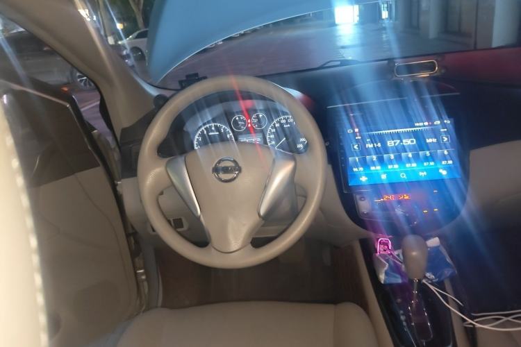 Used Nissan Tiida 2011 1.6L CVT Smart Version Steering Wheel
