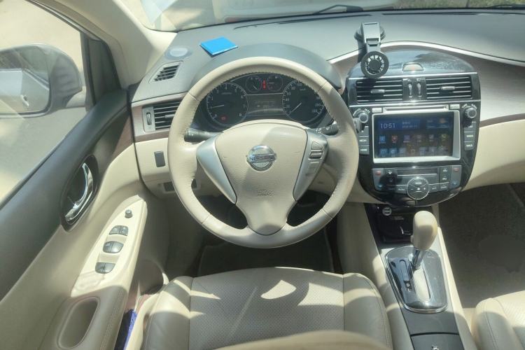 Used Nissan Tiida 2011 1.6L CVT Luxury Edition Steering Wheel