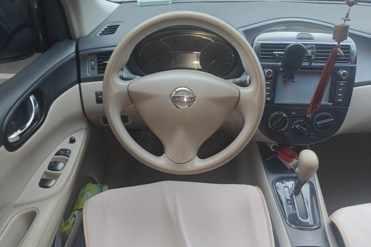 Used Nissan Tiida 2011 1.6L CVT Comfort Model Steering Wheel