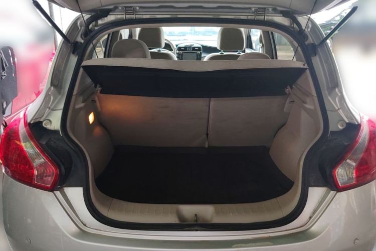Used Nissan Tiida 2011 1.6L CVT Comfort Model Trunk