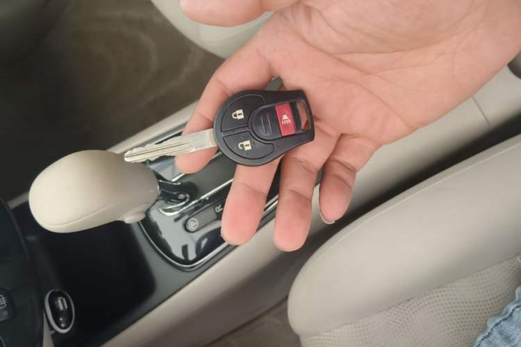 Used Nissan Tiida 2011 1.6L CVT Comfort Model Vehicle Key