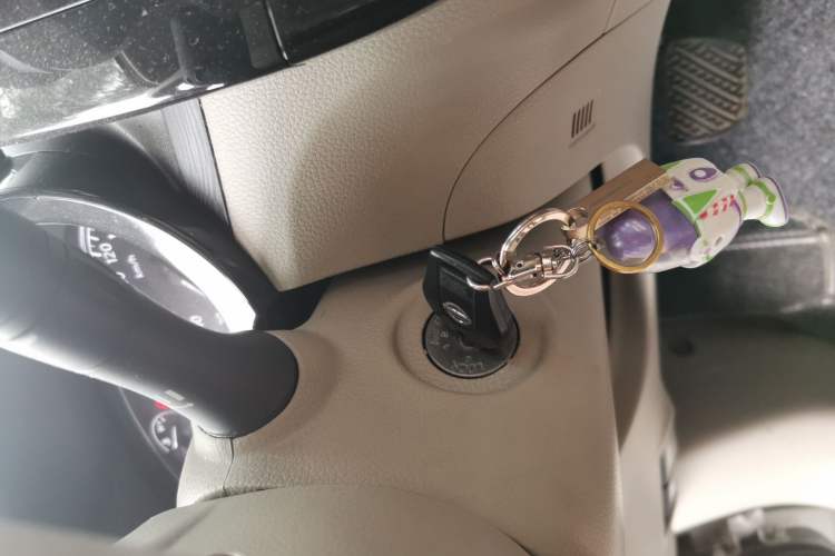 Used Nissan Tiida 2011 1.6L CVT Comfort Model Vehicle Key