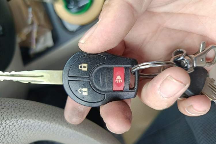 Used Nissan Tiida 2011 1.6L CVT Comfort Model Vehicle Key