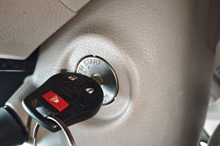 Used Nissan Tiida 2011 1.6L Manual Comfort Edition Vehicle Key