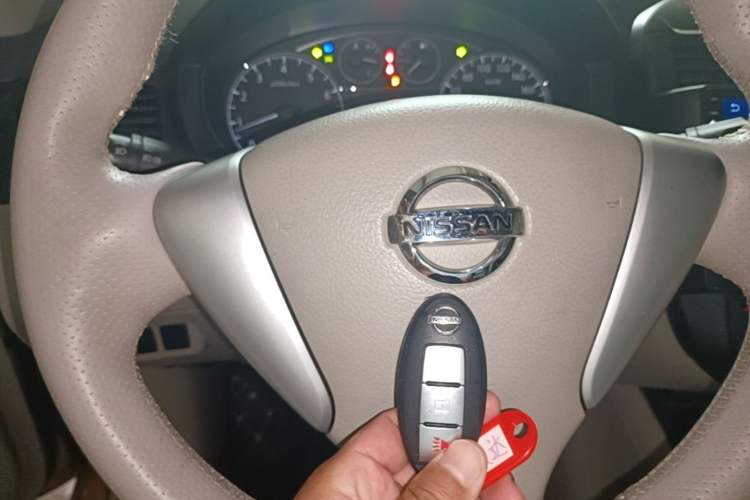 Used Nissan Tiida 2011 1.6L CVT Smart Version Vehicle Key