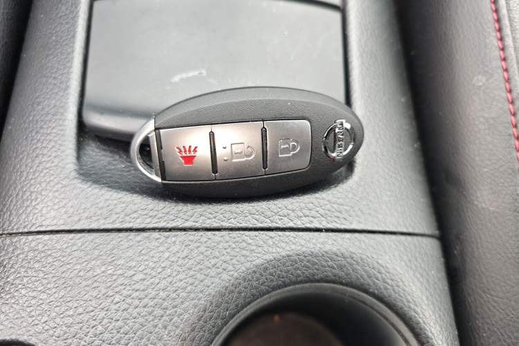 Used Nissan Tiida 2011 1.6T Manual Xuan Dong Edition Vehicle Key
